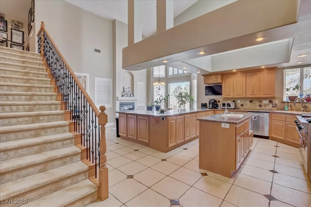 2500 Wimbledon, Las Vegas, NV 89107