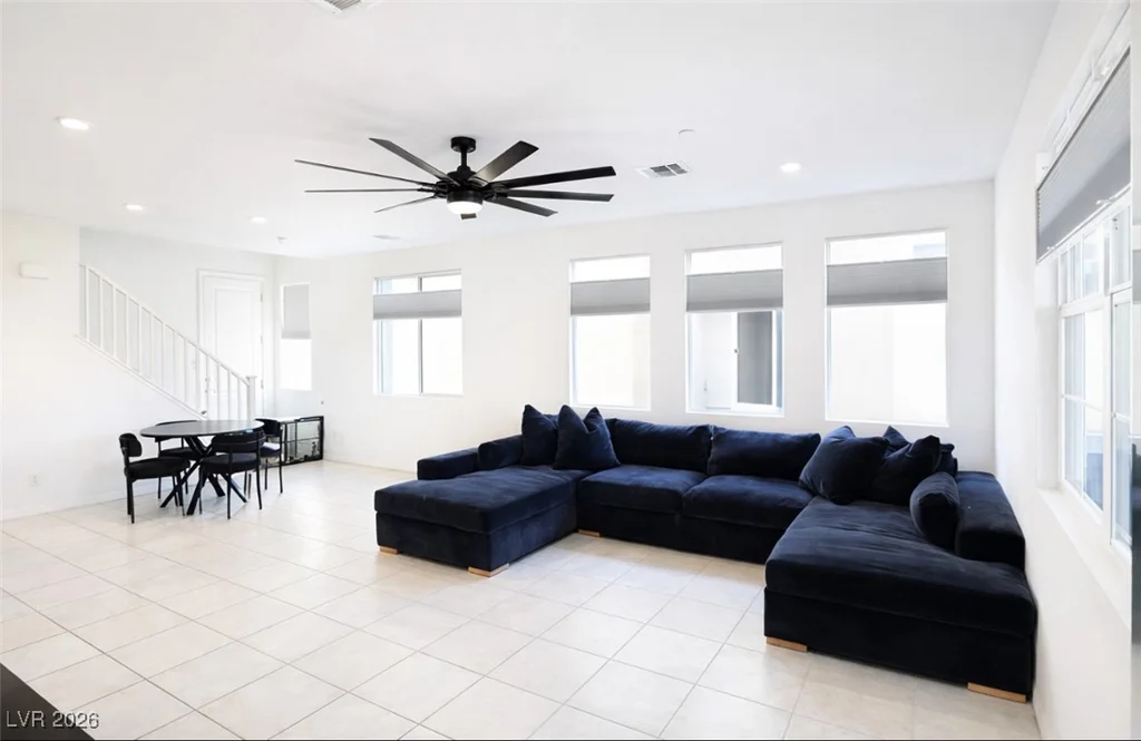 224 Vanhoy, Henderson, NV 89011