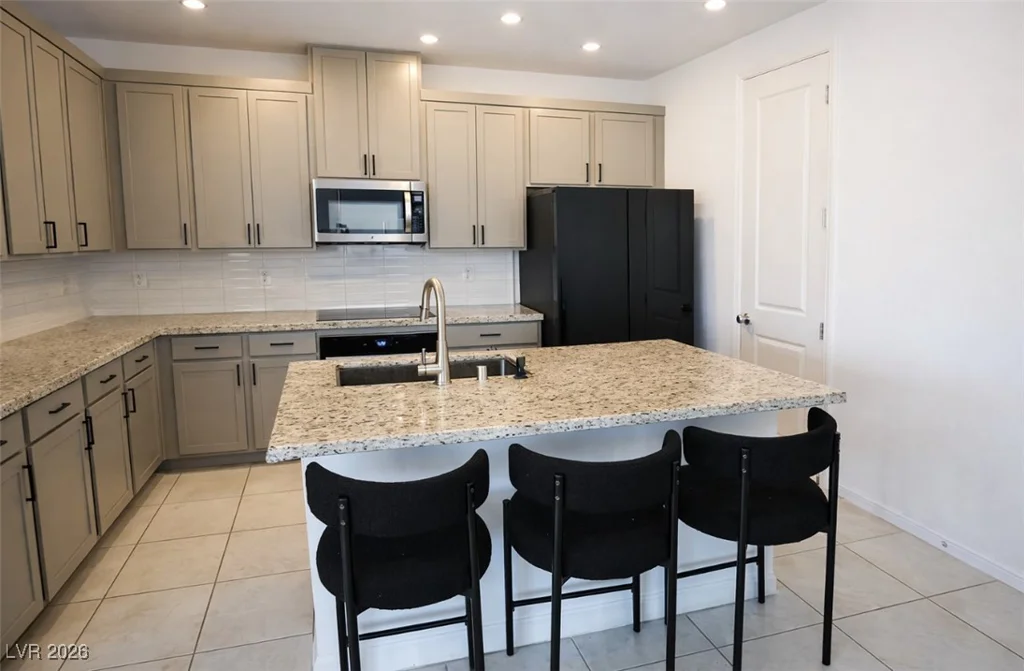 224 Vanhoy, Henderson, NV 89011
