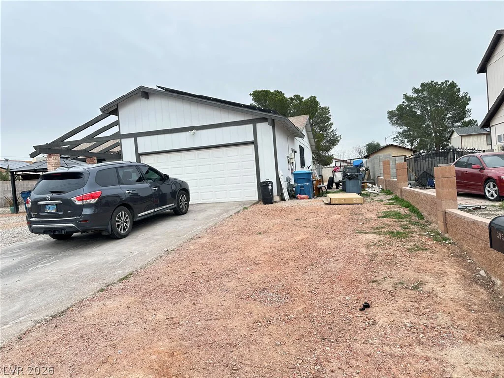 3954 Walnut, Las Vegas, NV 89115