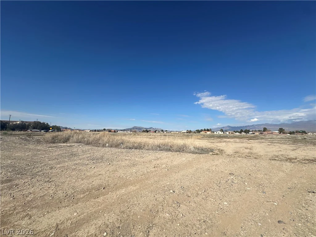 960 Honeysuckle, Pahrump, NV 89048