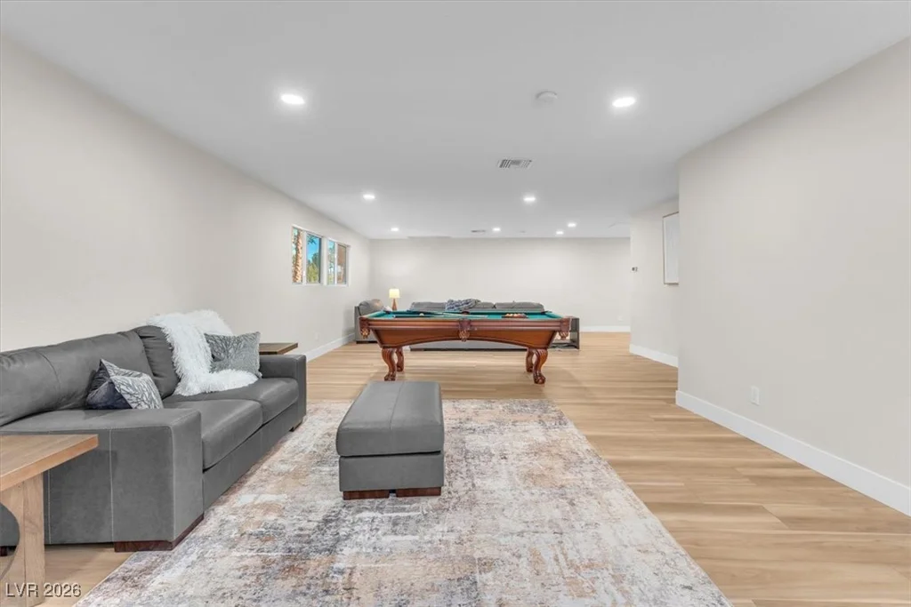 2868 Vista Del Sol, Las Vegas, NV 89120