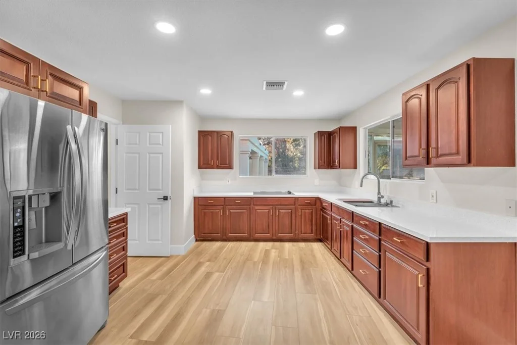 2868 Vista Del Sol, Las Vegas, NV 89120