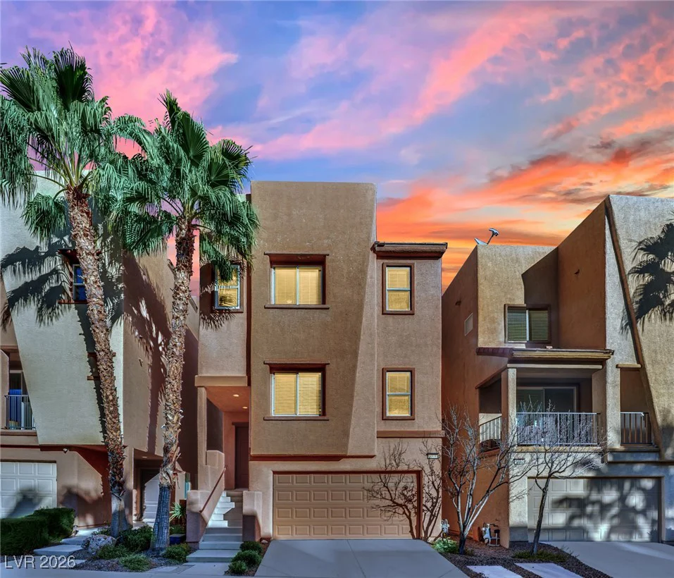 9378 Hilgard, Las Vegas, NV 89178