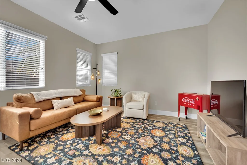 9378 Hilgard, Las Vegas, NV 89178