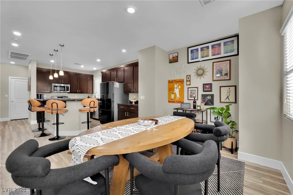 9378 Hilgard, Las Vegas, NV 89178