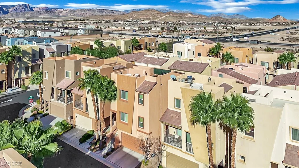 9378 Hilgard, Las Vegas, NV 89178