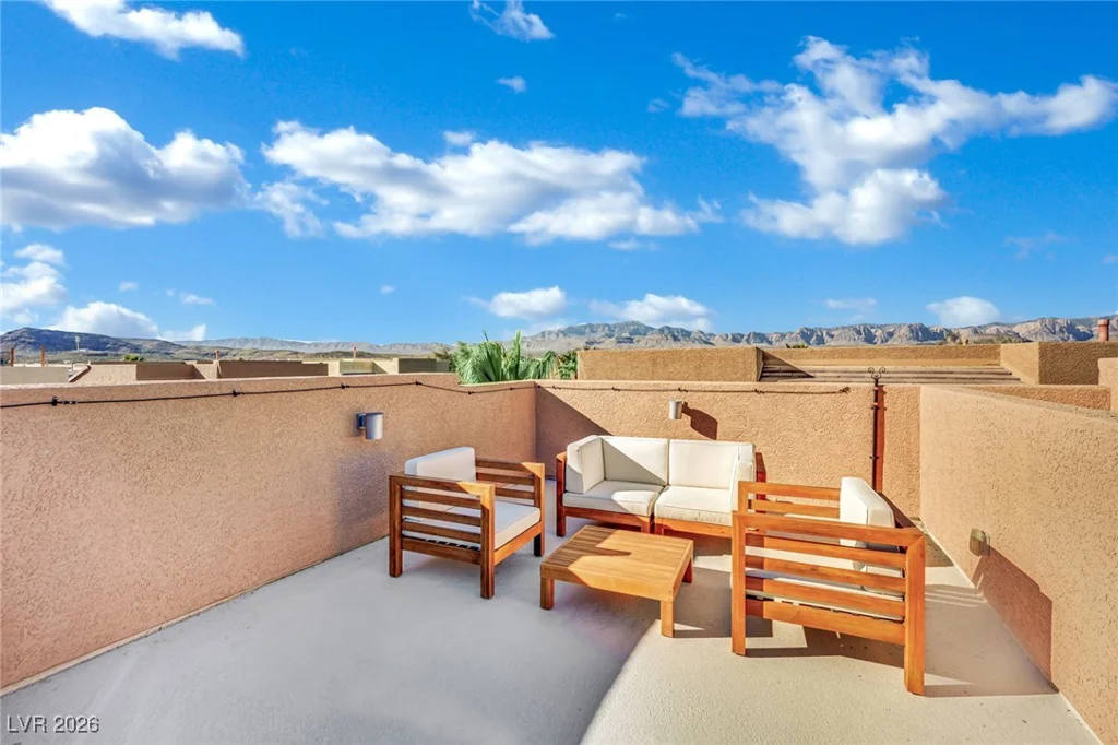 9378 Hilgard, Las Vegas, NV 89178