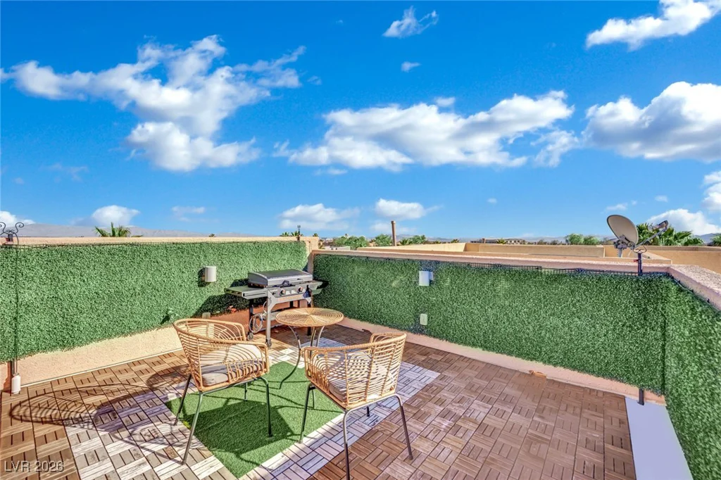 9378 Hilgard, Las Vegas, NV 89178