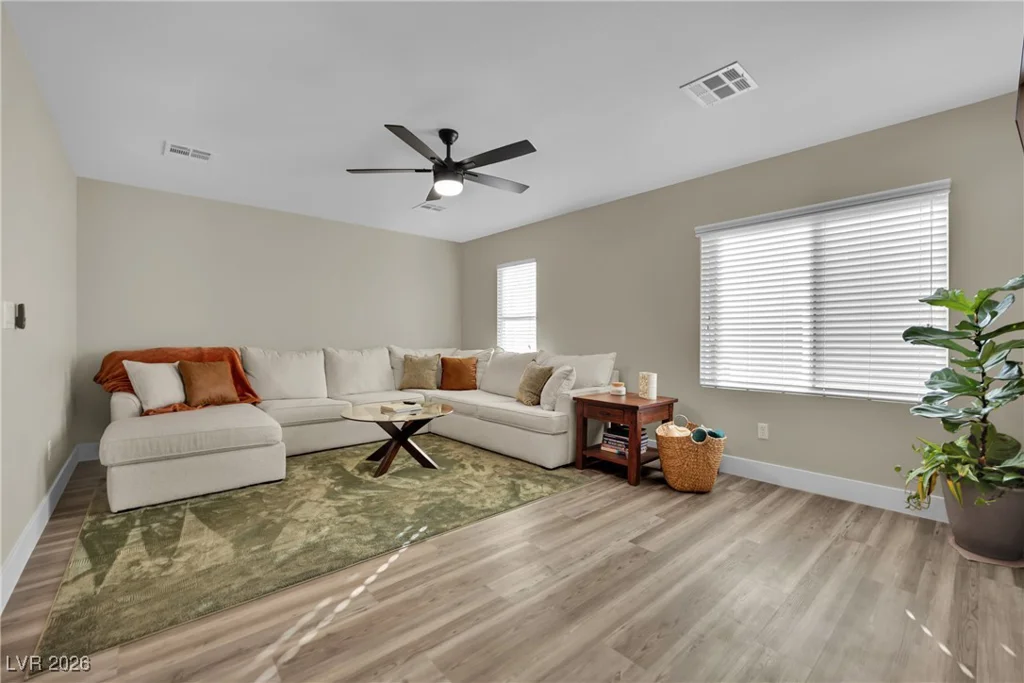 9378 Hilgard, Las Vegas, NV 89178