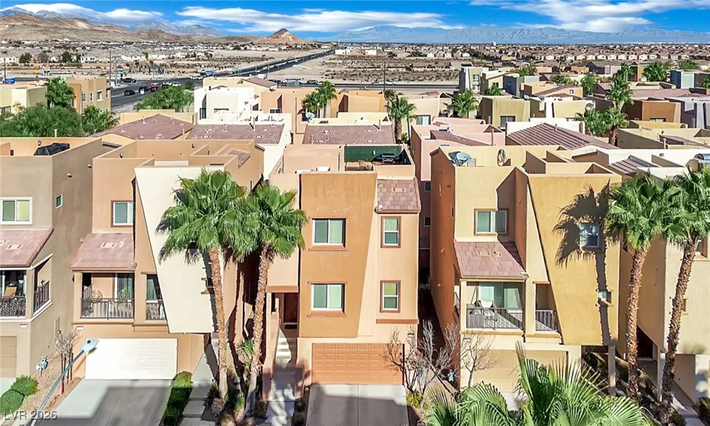 9378 Hilgard, Las Vegas, NV 89178