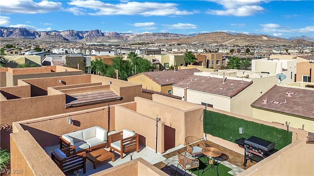 9378 Hilgard, Las Vegas, NV 89178