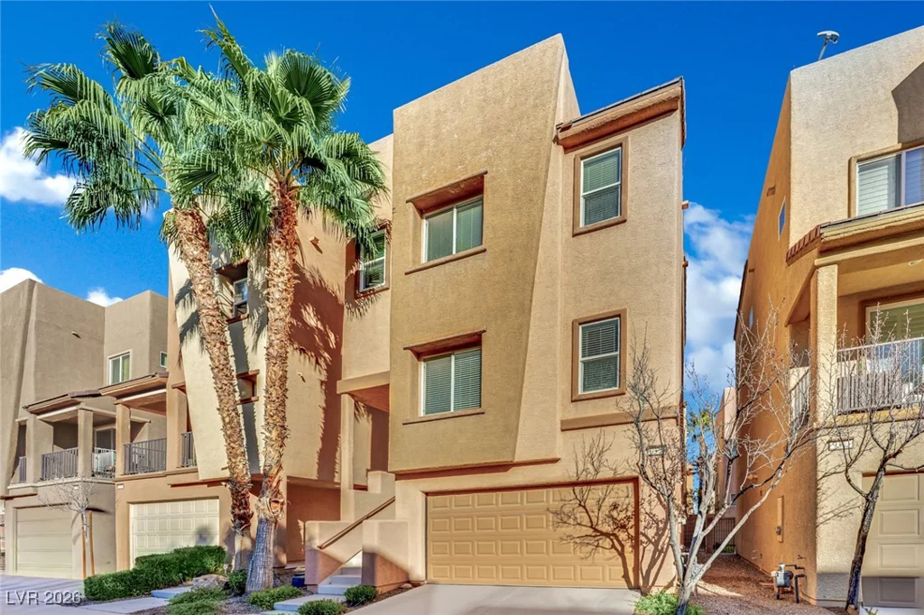 9378 Hilgard, Las Vegas, NV 89178