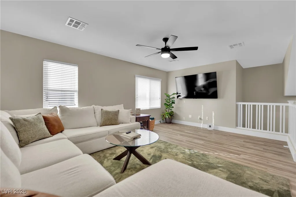 9378 Hilgard, Las Vegas, NV 89178