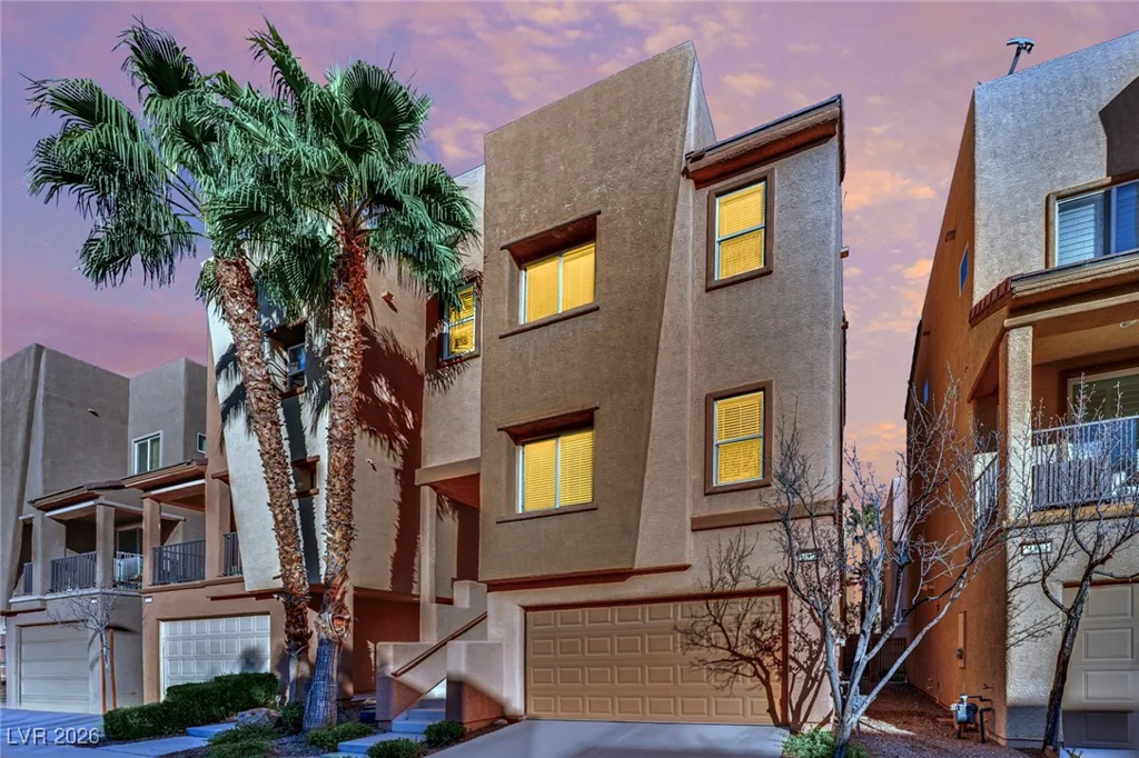 9378 Hilgard, Las Vegas, NV 89178