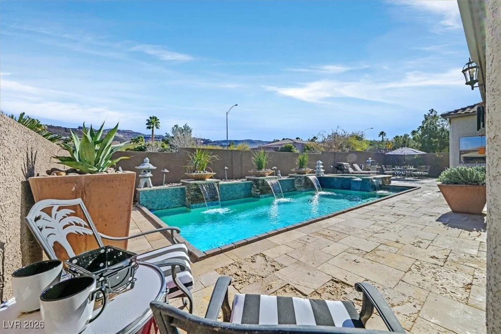 368 Via Sonador, Henderson, NV 89012