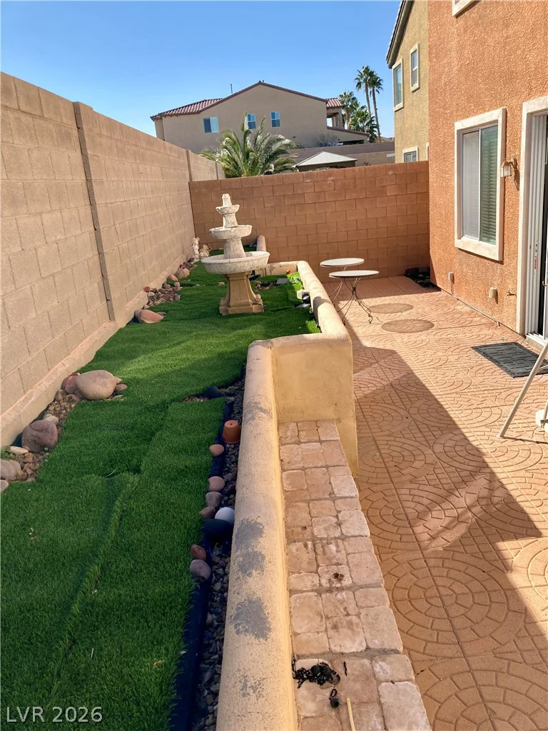 644 Newberry Springs, Las Vegas, NV 89148