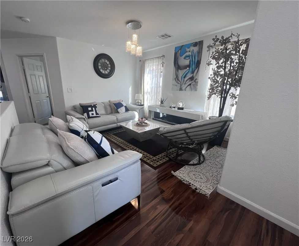 6370 Haleh, Las Vegas, NV 89141