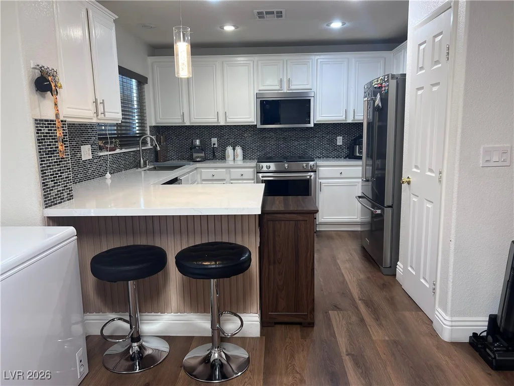 6370 Haleh, Las Vegas, NV 89141