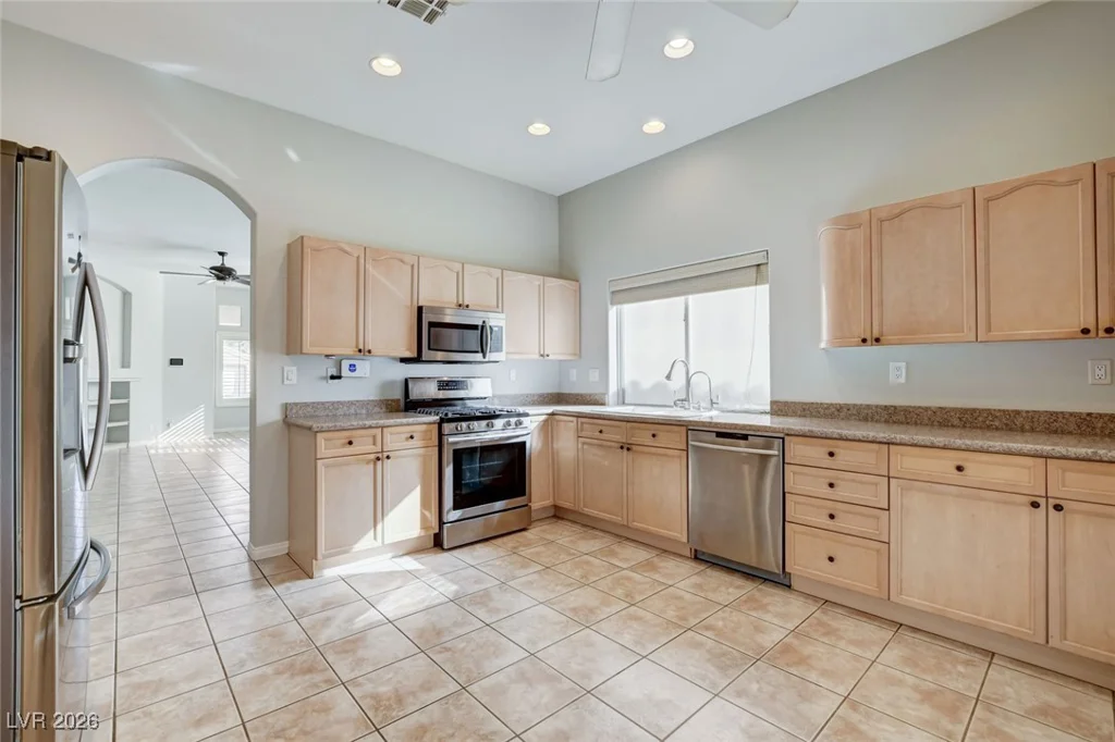 3329 Moon River, Las Vegas, NV 89129