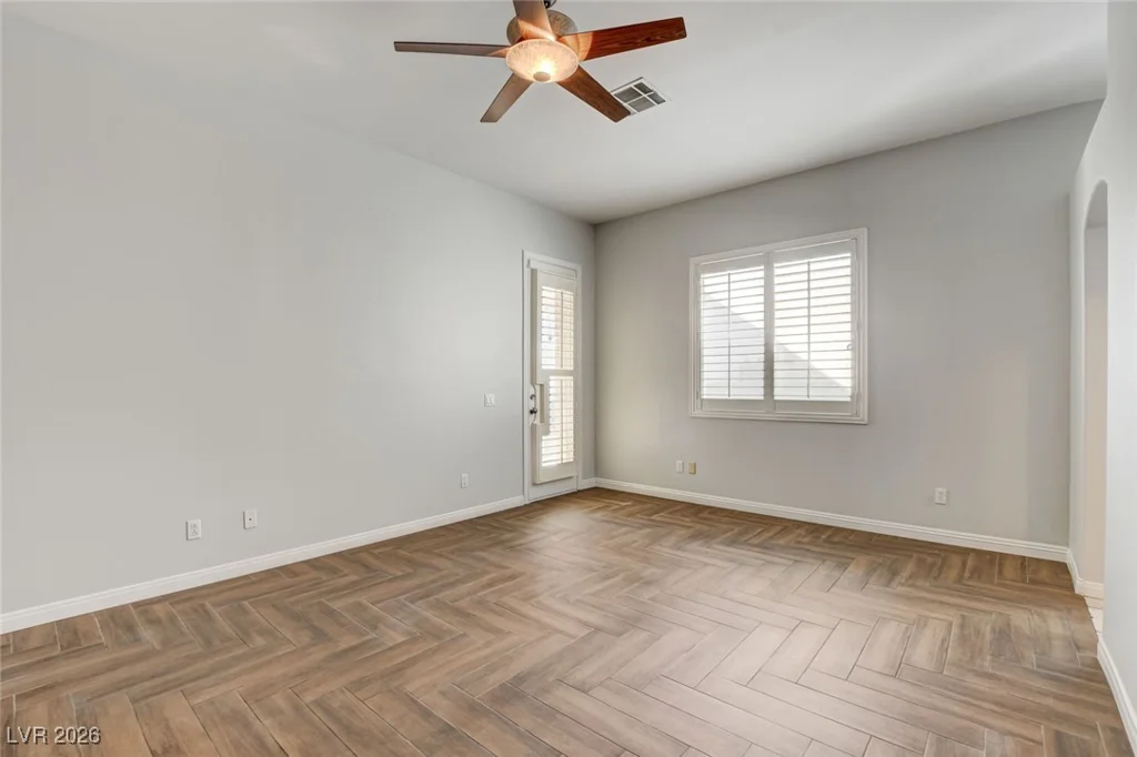 3329 Moon River, Las Vegas, NV 89129