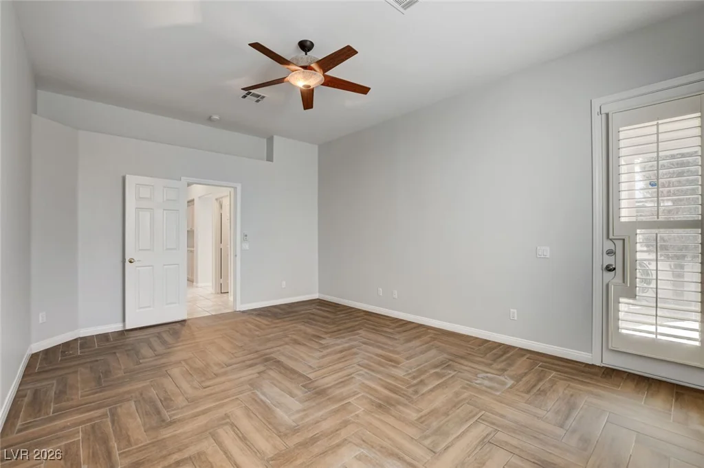 3329 Moon River, Las Vegas, NV 89129