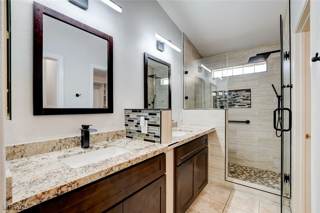 3329 Moon River, Las Vegas, NV 89129