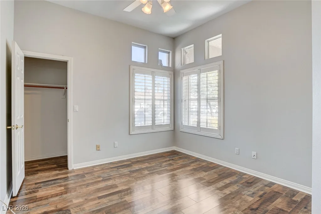 3329 Moon River, Las Vegas, NV 89129