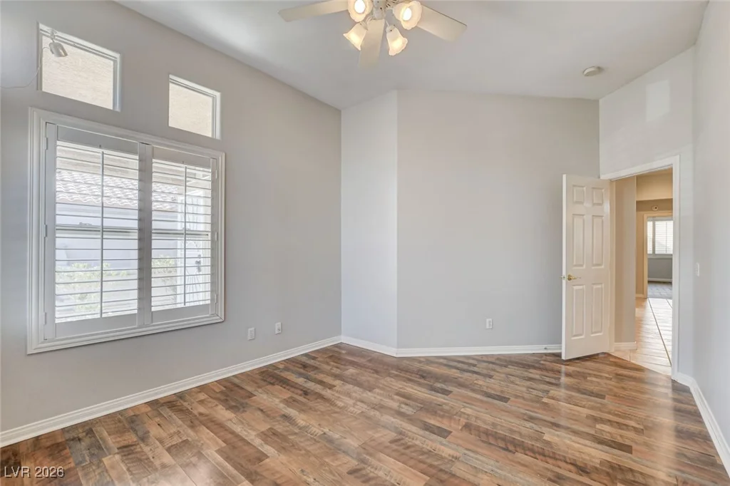 3329 Moon River, Las Vegas, NV 89129