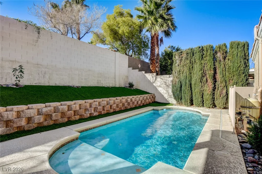 3329 Moon River, Las Vegas, NV 89129