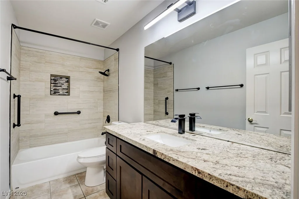 3329 Moon River, Las Vegas, NV 89129