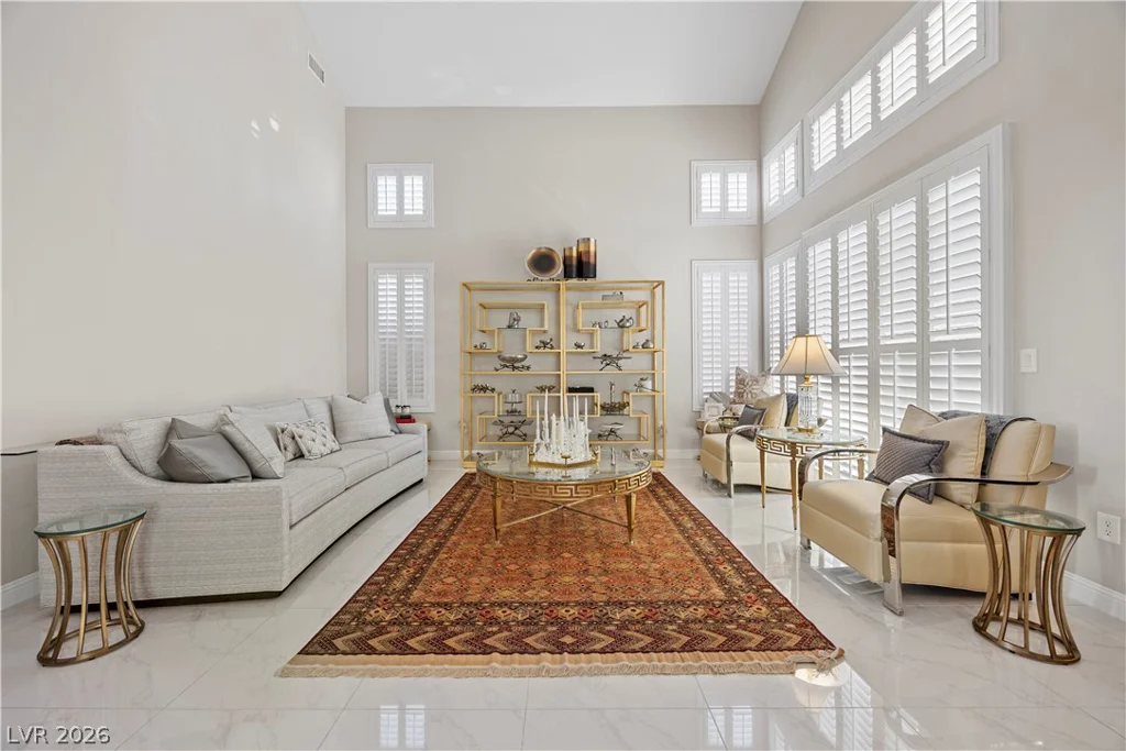 10721 Capesthorne, Las Vegas, NV 89135