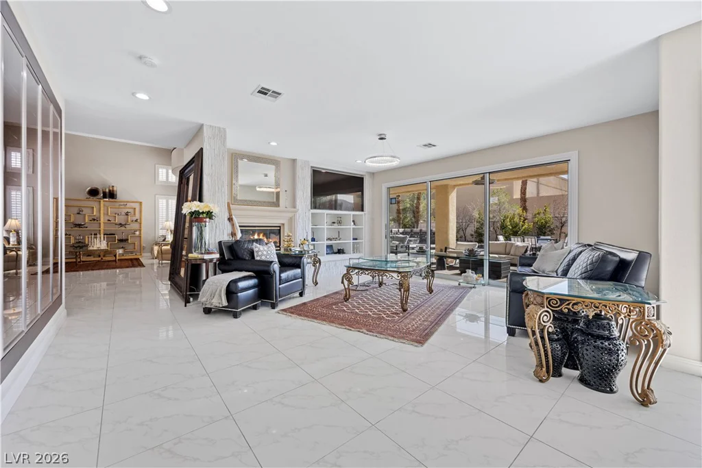 10721 Capesthorne, Las Vegas, NV 89135