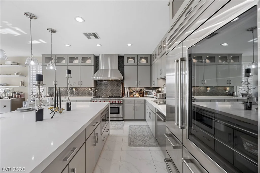 10721 Capesthorne, Las Vegas, NV 89135