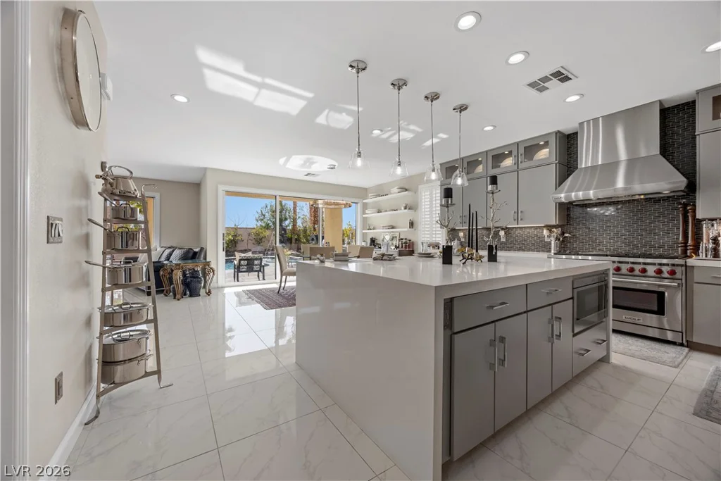 10721 Capesthorne, Las Vegas, NV 89135