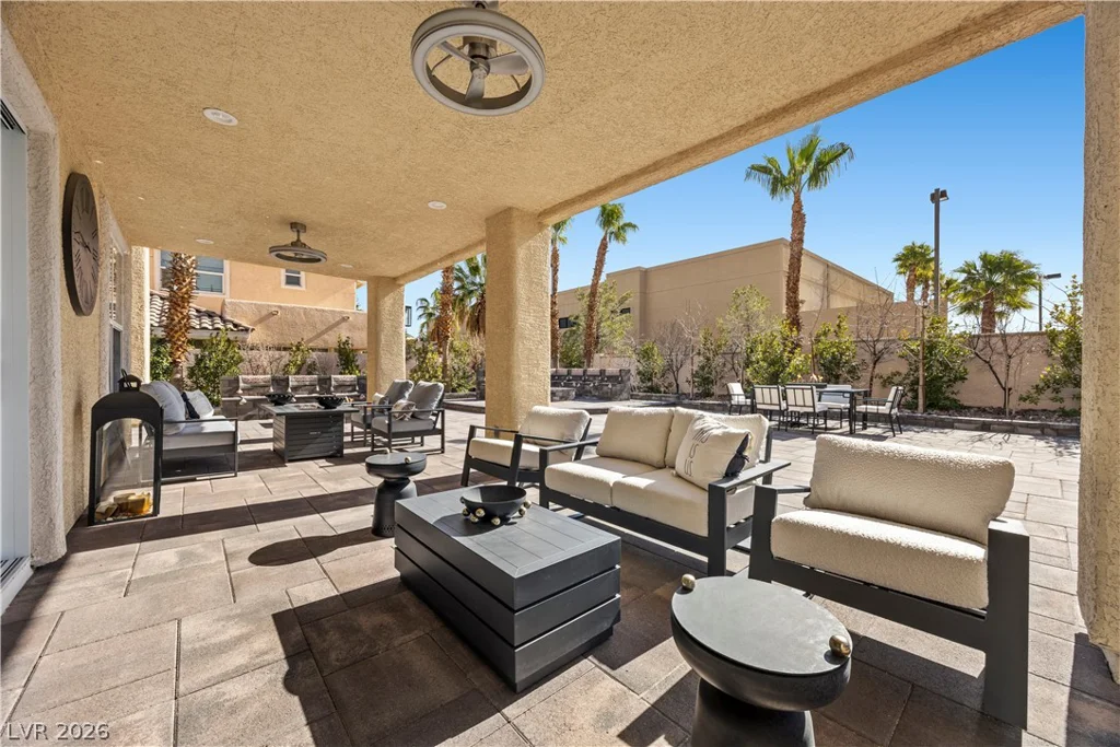 10721 Capesthorne, Las Vegas, NV 89135