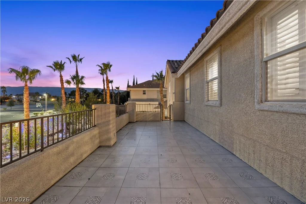 10721 Capesthorne, Las Vegas, NV 89135