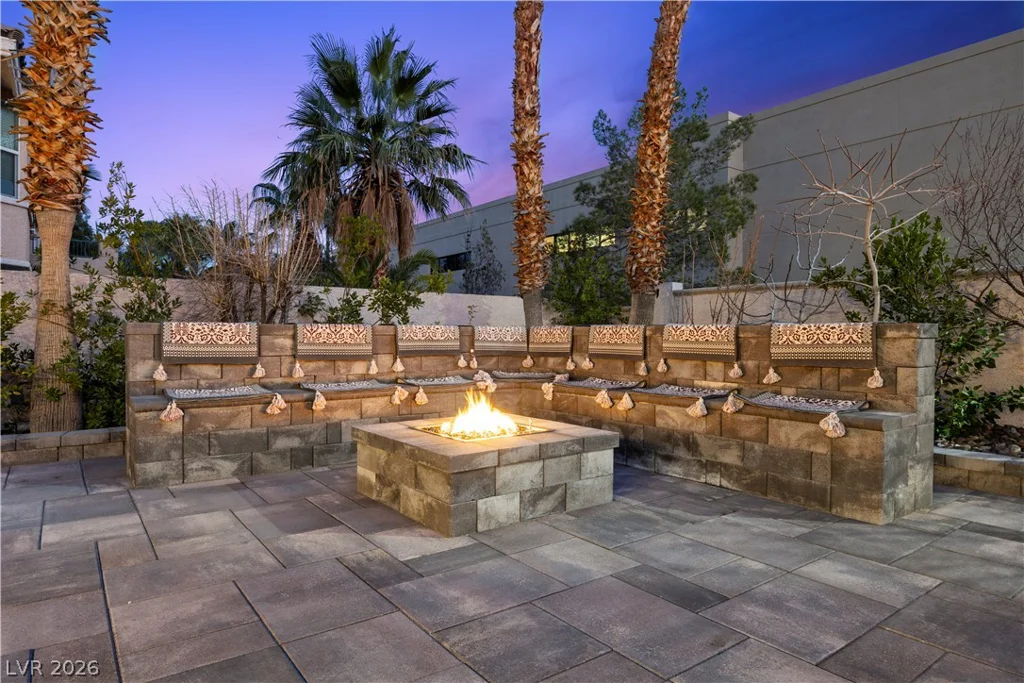 10721 Capesthorne, Las Vegas, NV 89135