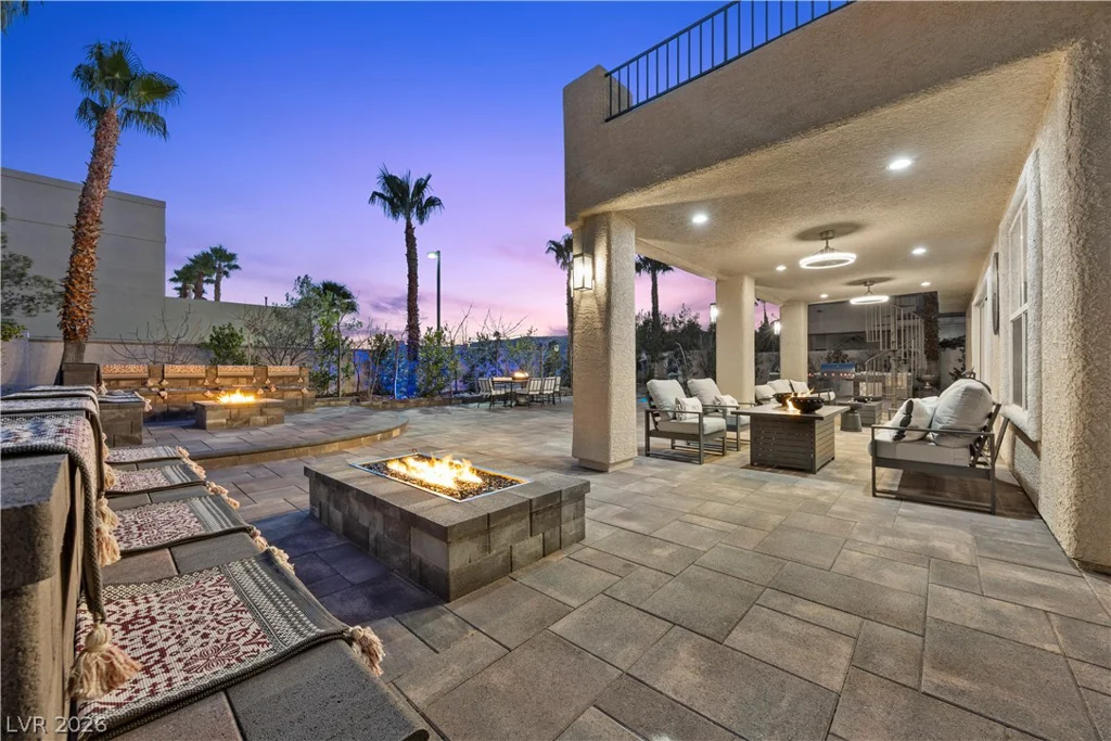 10721 Capesthorne, Las Vegas, NV 89135
