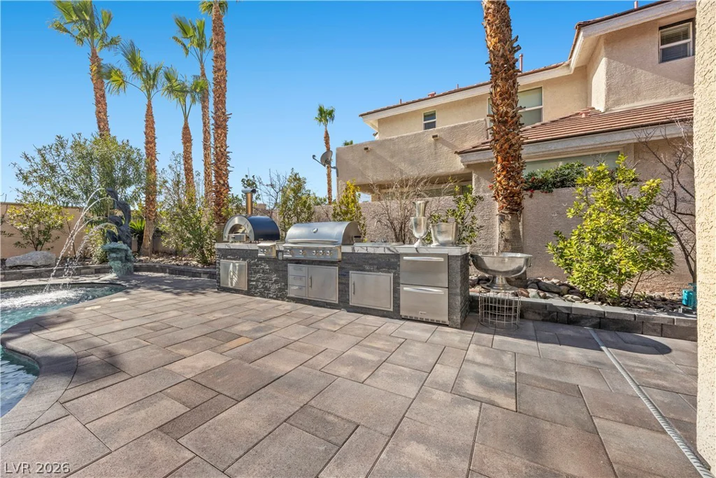 10721 Capesthorne, Las Vegas, NV 89135