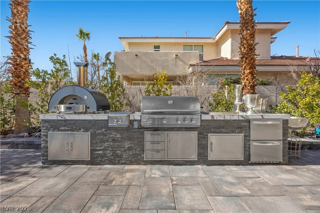 10721 Capesthorne, Las Vegas, NV 89135