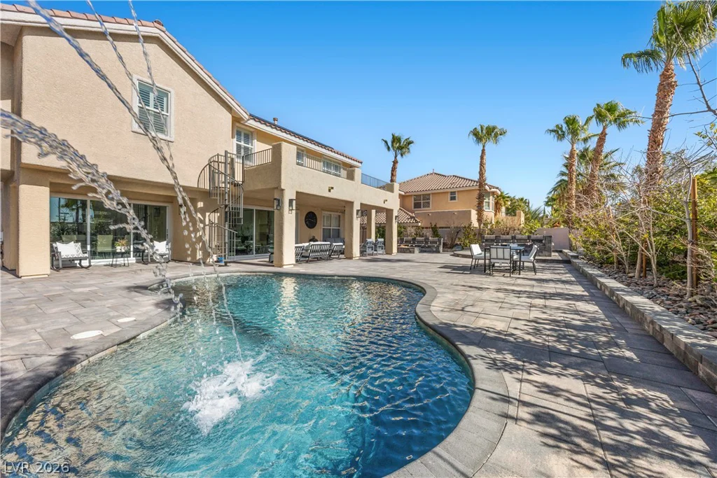 10721 Capesthorne, Las Vegas, NV 89135