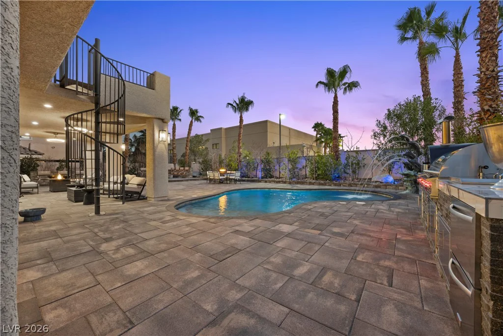 10721 Capesthorne, Las Vegas, NV 89135