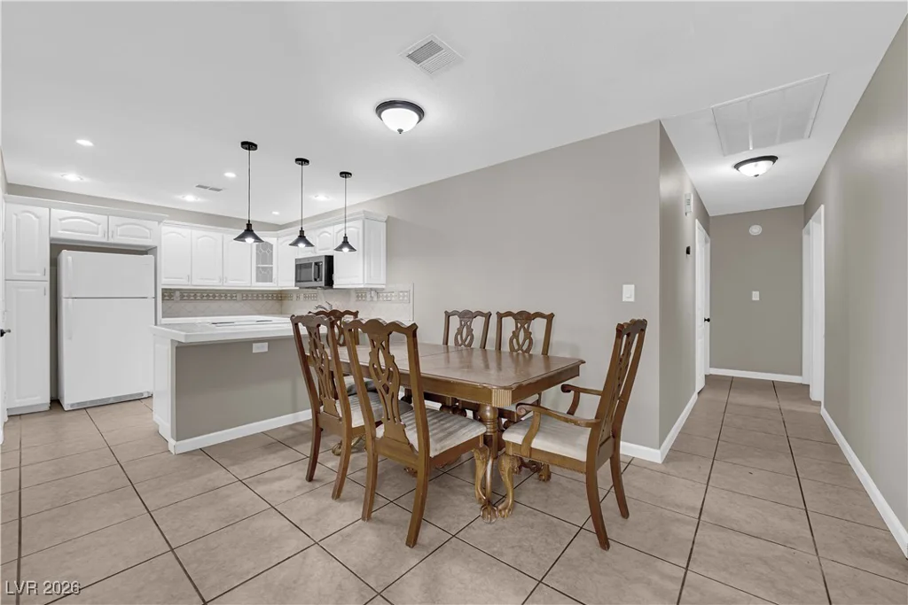 6500 Brushwood, Las Vegas, NV 89107