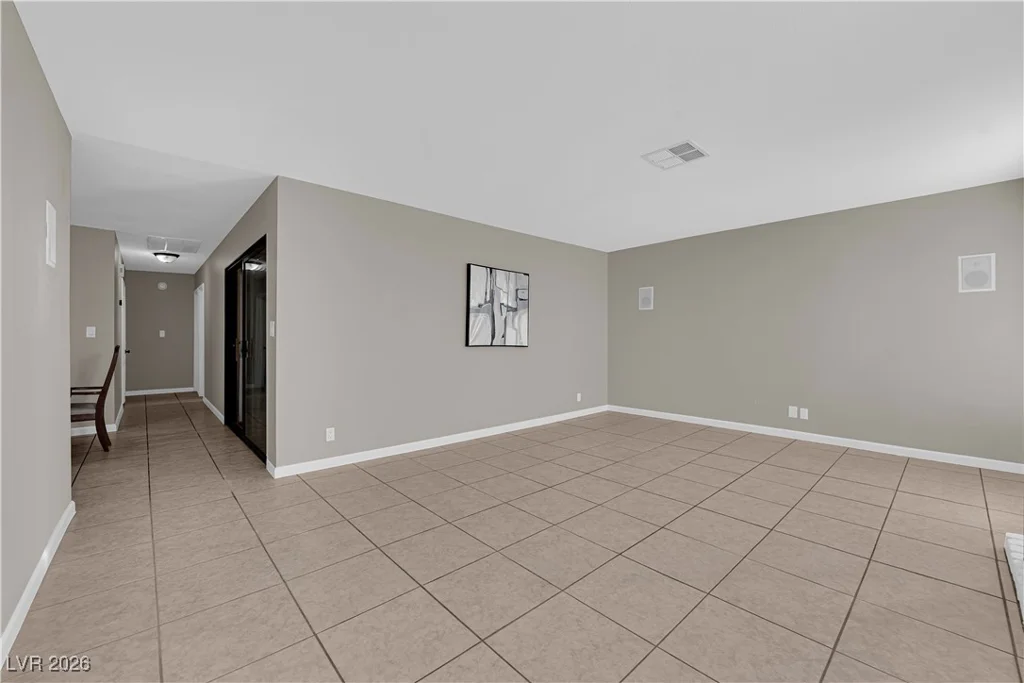 6500 Brushwood, Las Vegas, NV 89107