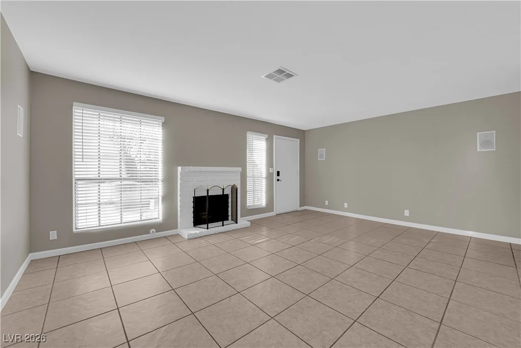 6500 Brushwood, Las Vegas, NV 89107