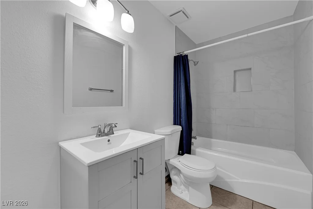 6500 Brushwood, Las Vegas, NV 89107