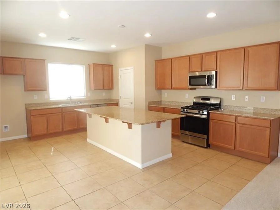 10007 Desert Bighorn, Las Vegas, NV 89166