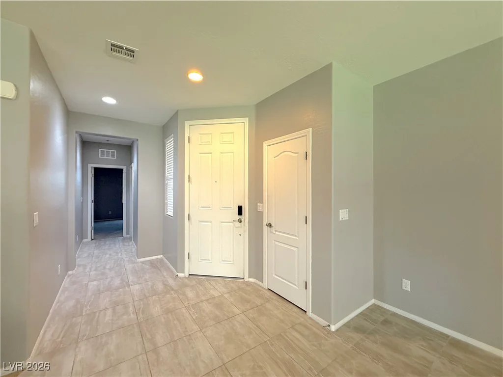 10139 White Mulberry, Las Vegas, NV 89148
