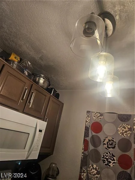 3976 Colors, Las Vegas, NV 89103